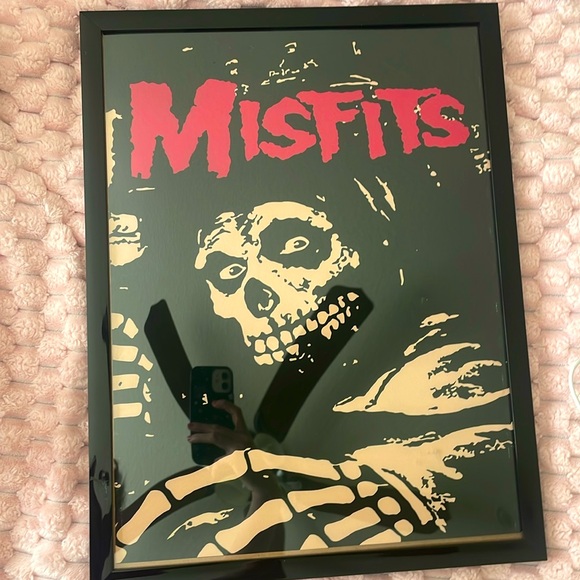 Framed gothabilly Misfits Poster Punk Skeleton Band Music Print 80s Horror Decor - Picture 1 of 2